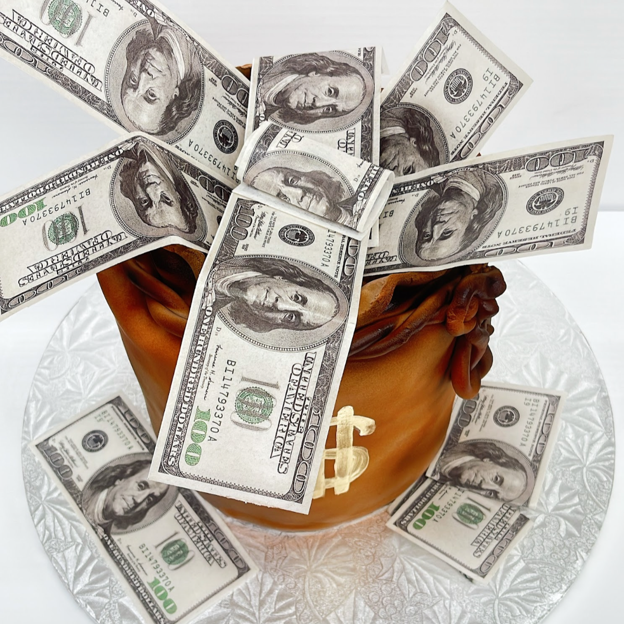 Money Bag Fondant Cake