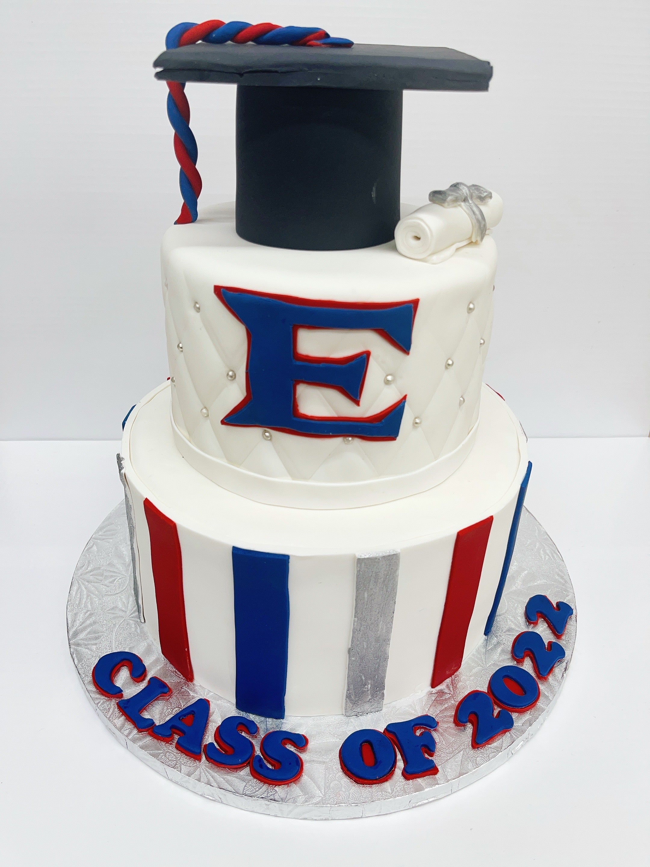 Graduation Cakes Style F18 | Resch's Bakery, Columbus Ohio